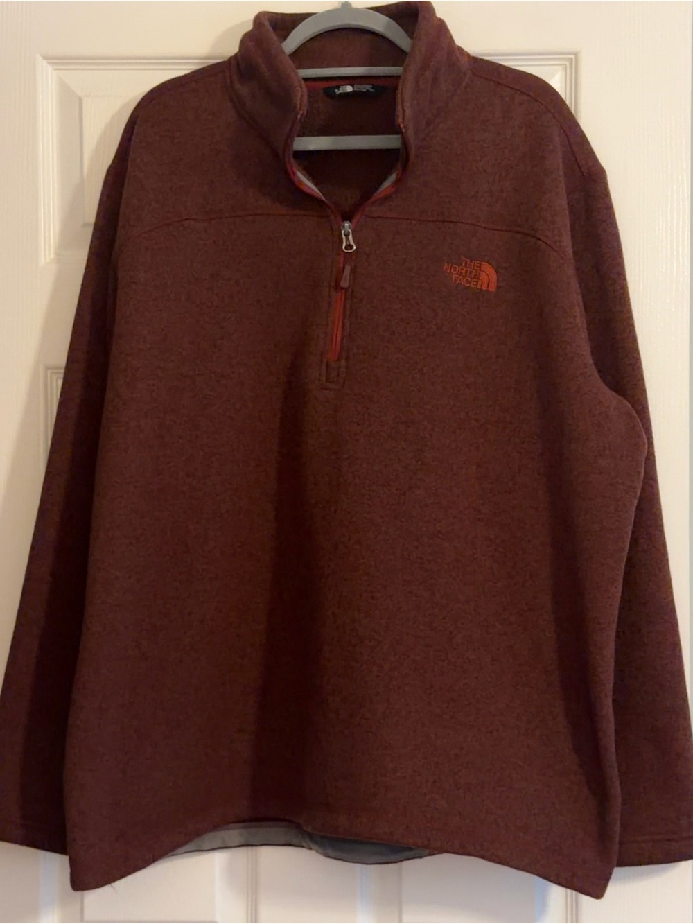 The North Face Men's Quarter-Zip Sweater -Rusty Red